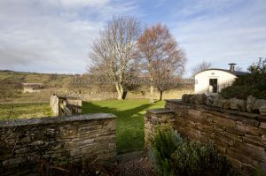 craggley cottage hut 3.jpg